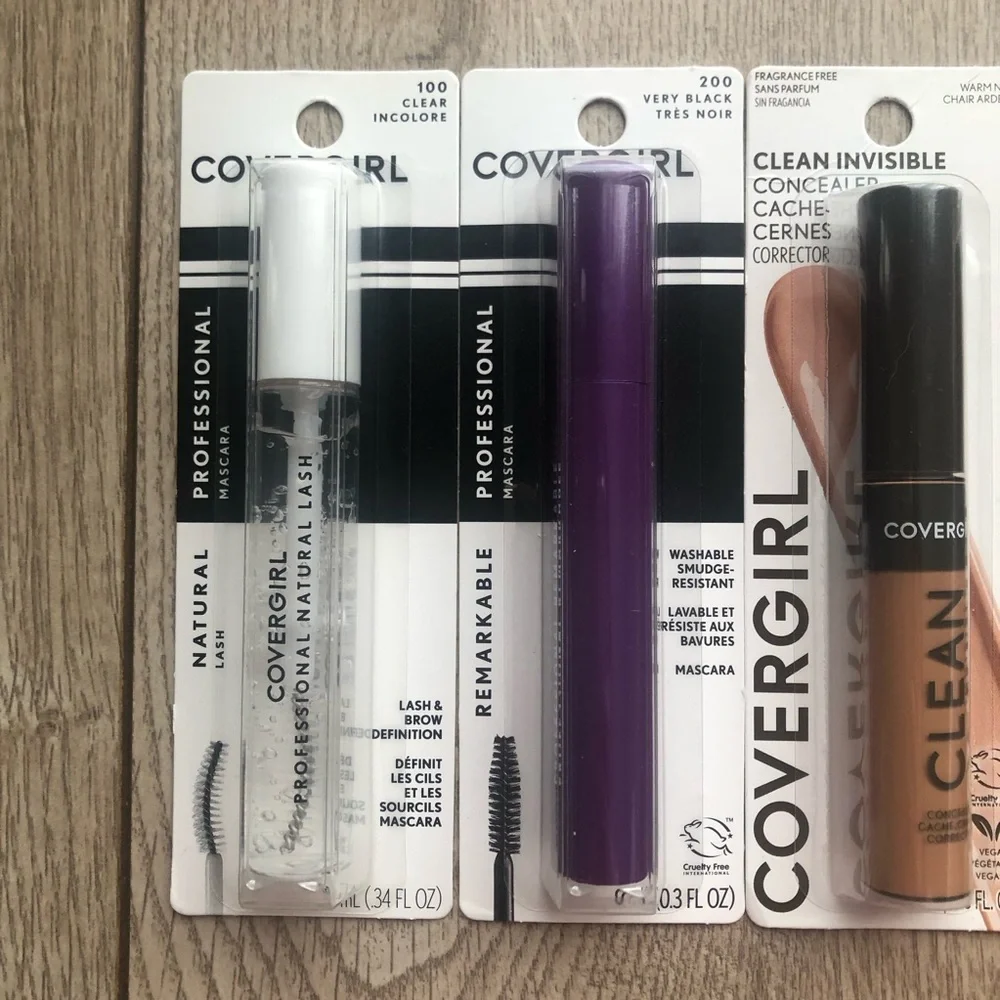 COVERGIRL Mascara & Clean Concealer Bundle